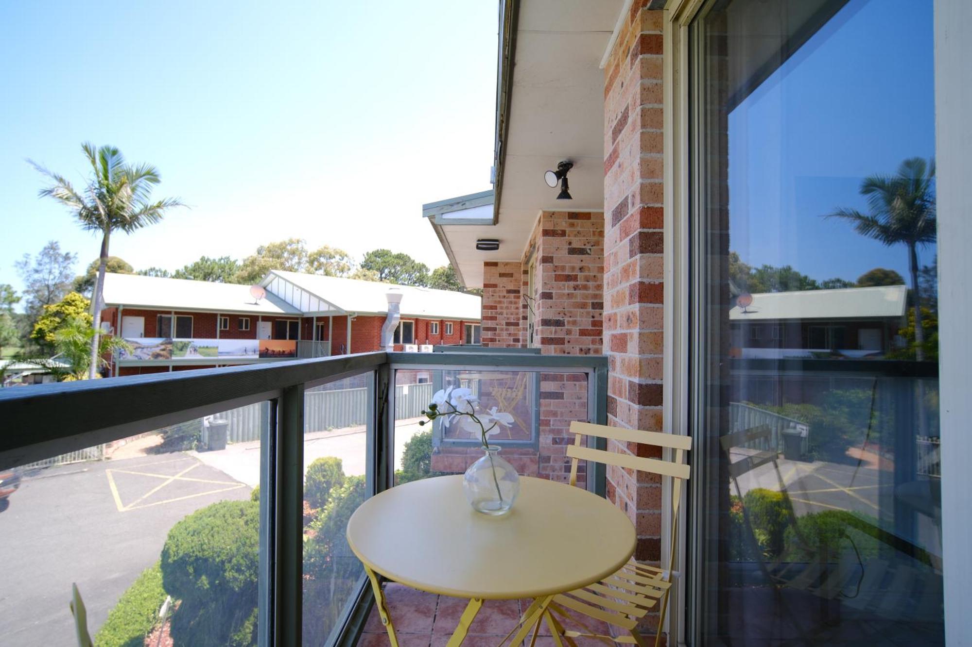 Golf Place Inn Wollongong Primbee Esterno foto