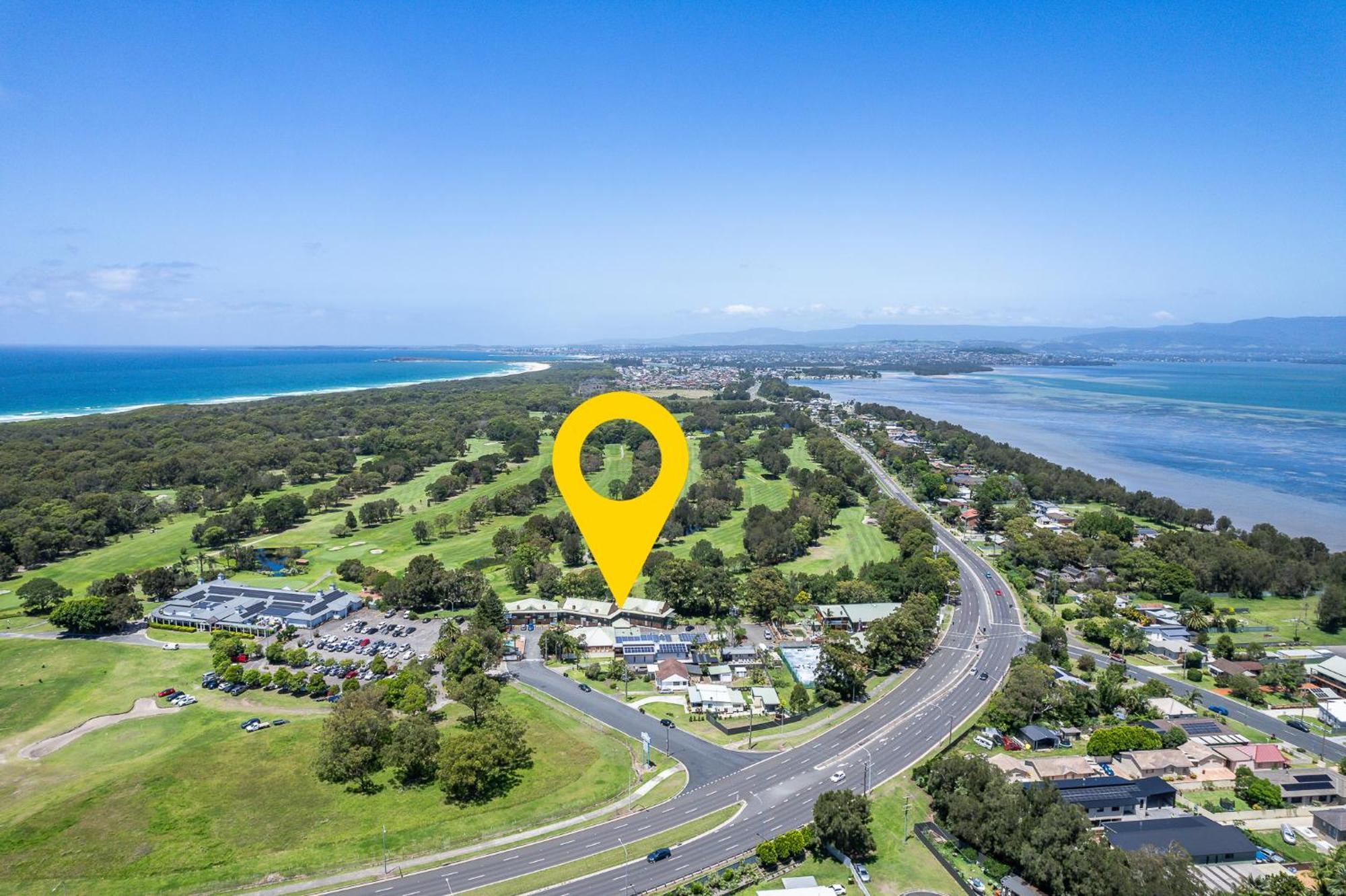Golf Place Inn Wollongong Primbee Esterno foto