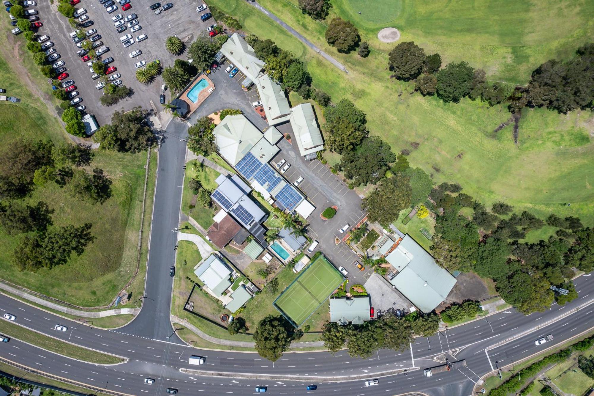 Golf Place Inn Wollongong Primbee Esterno foto