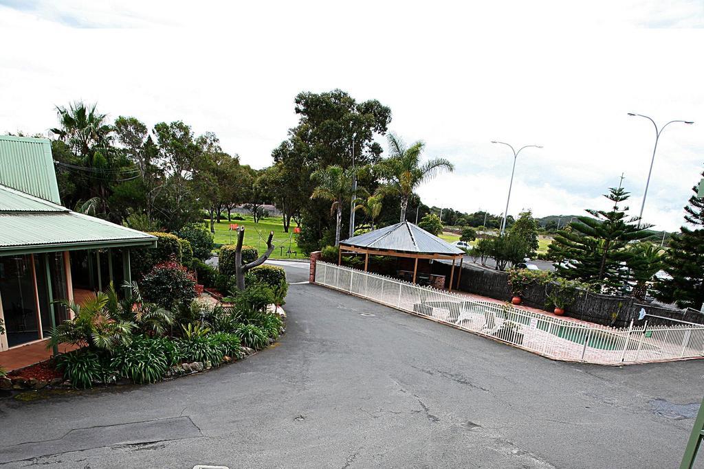Golf Place Inn Wollongong Primbee Esterno foto